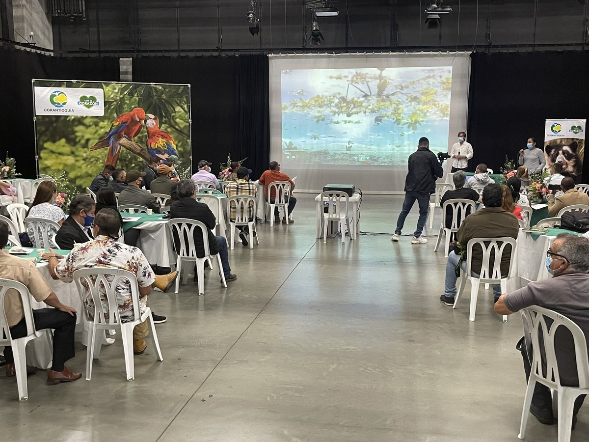 Corantioquia's tweet photo. #AEstaHora | Damos inició al VII Encuentro de Comunicación 🎙📲📸 y Periodismo Ambiental, con los comunicadores de los 80 municipios ⛰ de nuestra jurisdicción. ¡Comunicamos para integrar el desarrollo sostenible con la armonía de la naturaleza! https://t.co/GO41LJJlmo