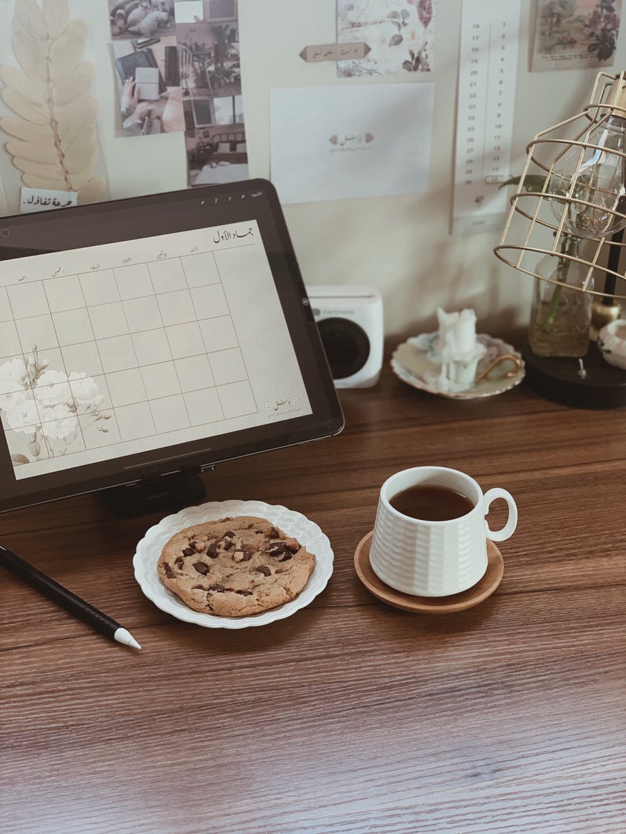 nortta1991's tweet image. "سلام يالله، لكُل الذين لا يستكثرون الكلمة الطيبة لأولئك الذين يمنحون الحُب لمن حولهم ،للذين يعطون لأجل صُنع الفرحة لا لأجل المُقابل 
،للذين يختارون كلماتهم بعناية ،يُدركون أثر الكلمة."