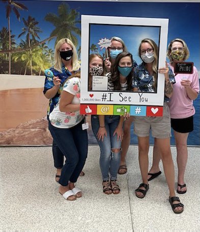 CChandlerVBCPS's tweet photo. Welcome back! Excited for a new year with our #Kindercrew          #Iseeyou @davidbfrench @GlenwoodES https://t.co/xp1cDv78C2