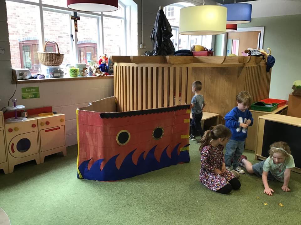 winterfoldhs's tweet photo. The final week of Fun Club and pirates have taken over! Pupils have had fun hunting for treasure and making maps. #WinterfoldFunClub #WinterfoldActivities #Summer2021 https://t.co/m6zDd8TNe0