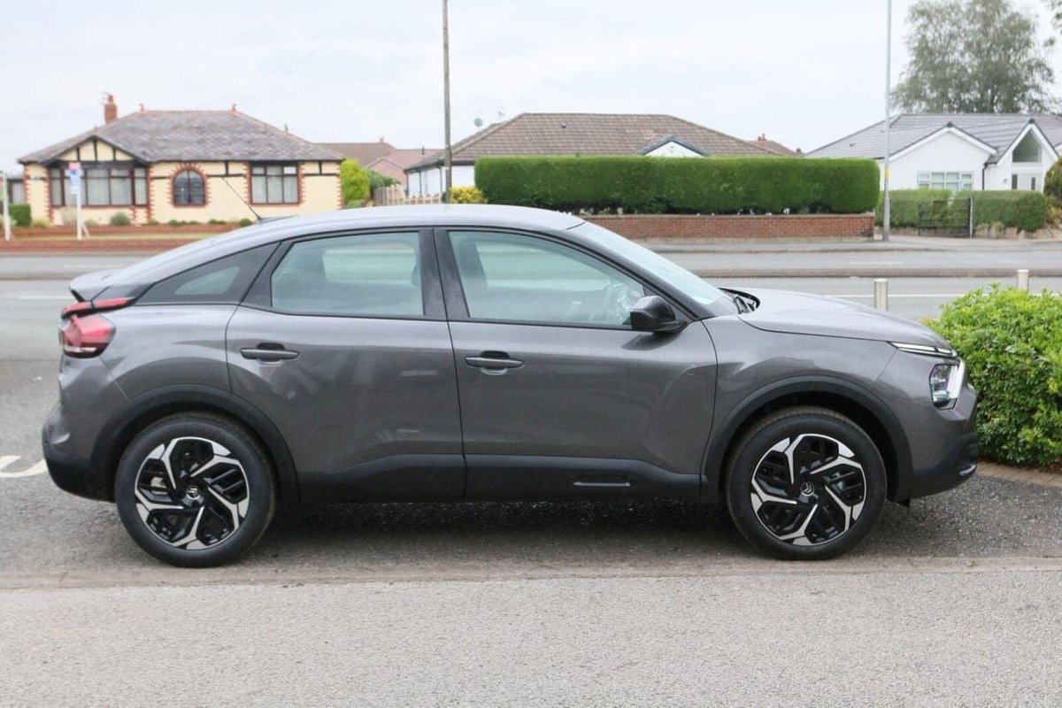 bentleyscitroen's tweet photo. Stunning 2021 Citroën C4 PureTech Sense Plus, 5-door, delivery miles only, petrol, grey. £20,600 or a tailored finance plan to suit you. 👉https://t.co/c4eILuhlS2
#citroen #CitroenC4 https://t.co/t6VJZOlHNZ