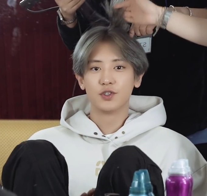 bradzbarbie's tweet photo. Cute 🥺
#Every27thWithLoey #CHANYEOL #nngstudio https://t.co/2i8XvOlX2I