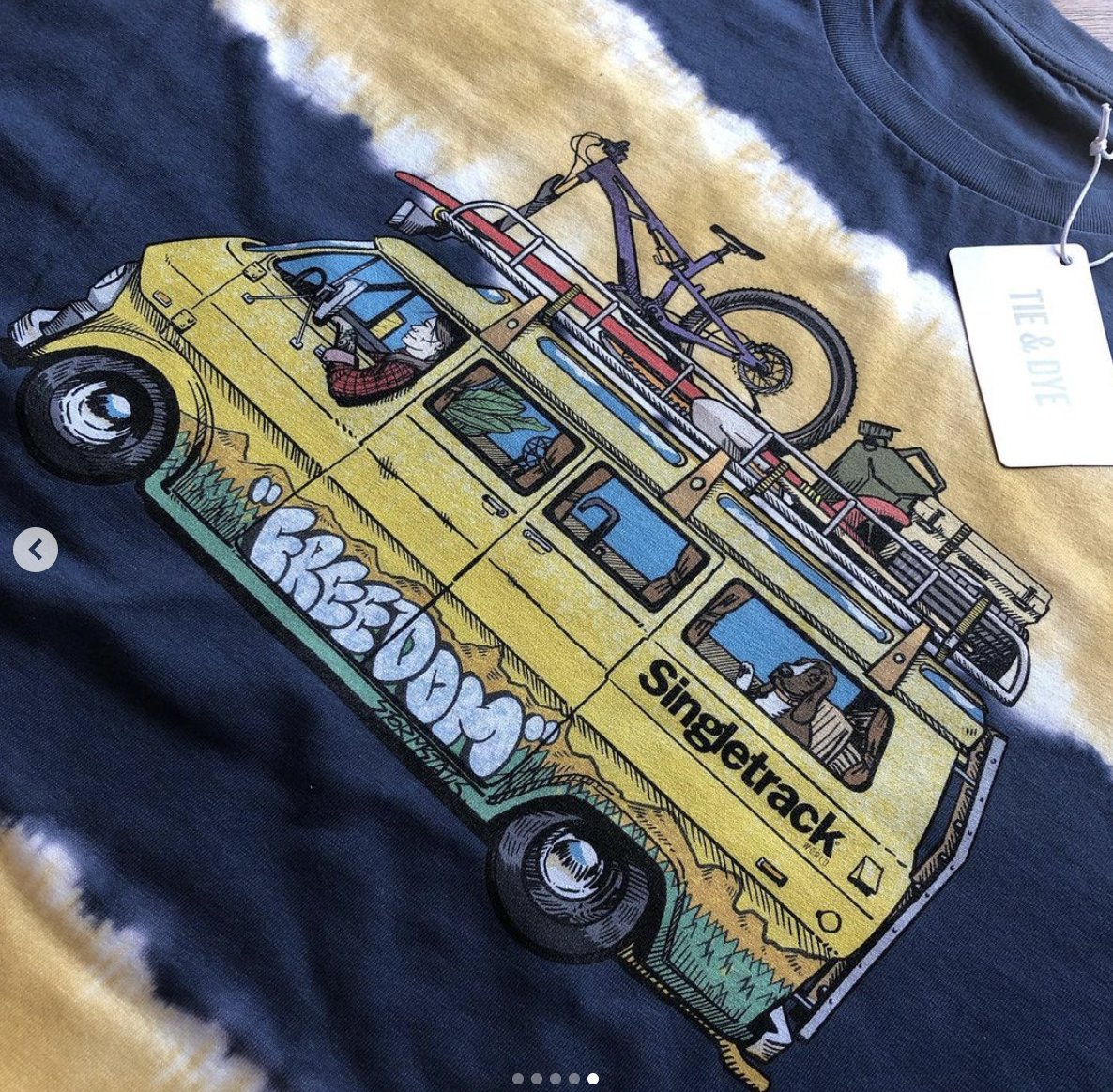 Custom printed garments. Order yours at:
carillionprint.co.uk
#tshirts #print #embroidery #DTG #garments #merch #stickers #bristol #London