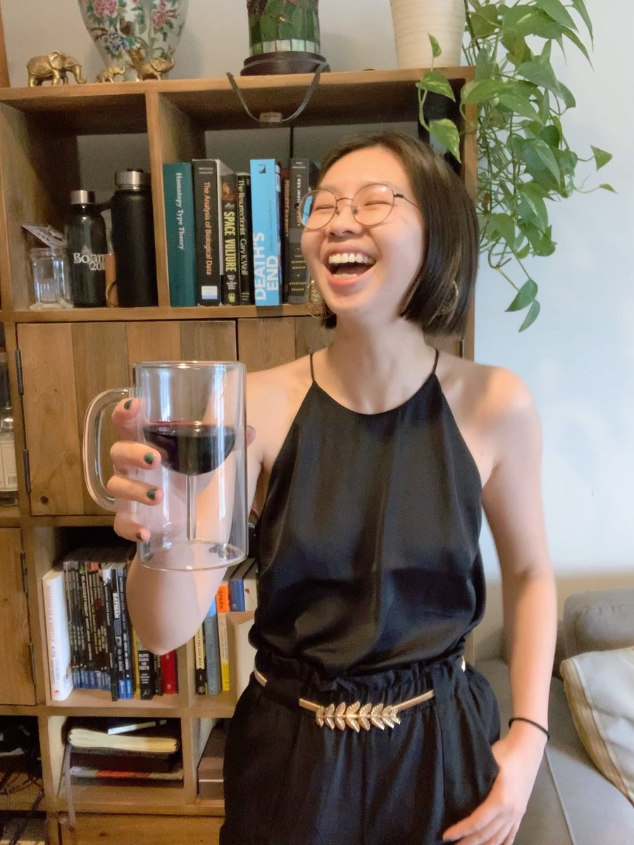 0_minyaaa's tweet photo. Hi this is freshly defended Dr. Min from @HarvardOEB! #PhDone https://t.co/IYH9koEgV5
