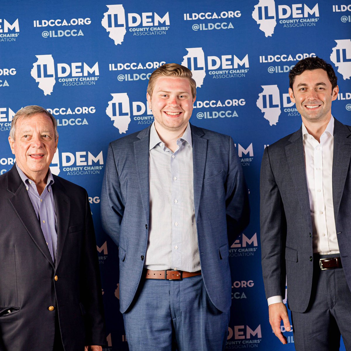 My annual state fair sunburn aside, I had a great time meeting and aiding Senator Jon Ossoff in Springfield last week. I'm excited to see what he does in the Senate and eager to send more progressive millennials like him to Washington! #ILDemDay https://t.co/xpMpOMx1PI