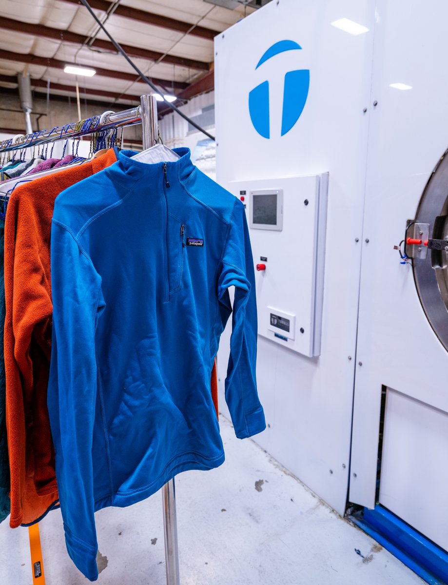TERSUSSolutions's tweet image. 35% of the plastics in the oceans come from microplastics in clothing. Our closed-loop cleaning process allows us to capture microplastics coming from garments, keeping the debris out of our oceans. 

bit.ly/38MWCmy