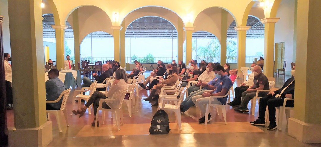 Hoy jueves de #TBT recordamos lo que fue nuestra gira por el estado #Trujillo. En #Boconó, estuvimos en un encuentro organizado por <a href="/ACIBOBOCONO/">ACIBO</a>, donde tuvimos la oportunidad de reunirnos con las diferentes cámaras, asociaciones y líderes gremiales de la zona.