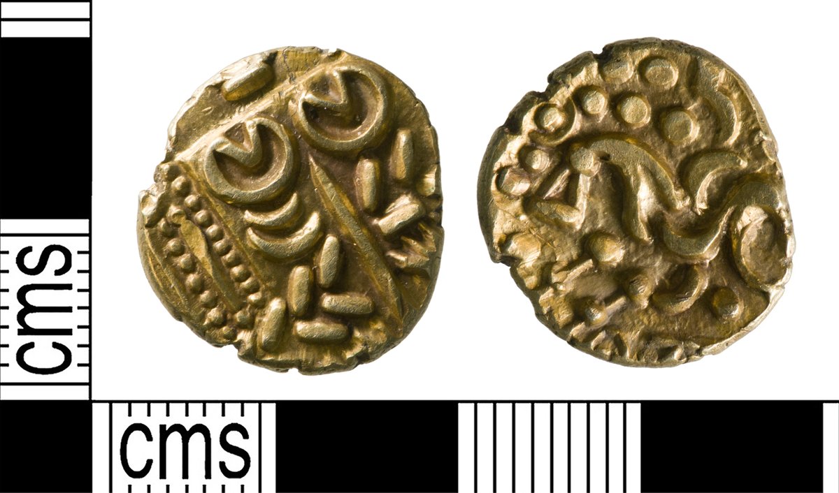 #IronAge gold stater of British uninscribed North Eastern (Corieltavi) Sun type, 50 - 20 BC. The reverse shows a disarticulated sinuous horse facing left, with many pellets and charioteer's arms above. #numismatics #FindsFriday finds.org.uk/database/artef…