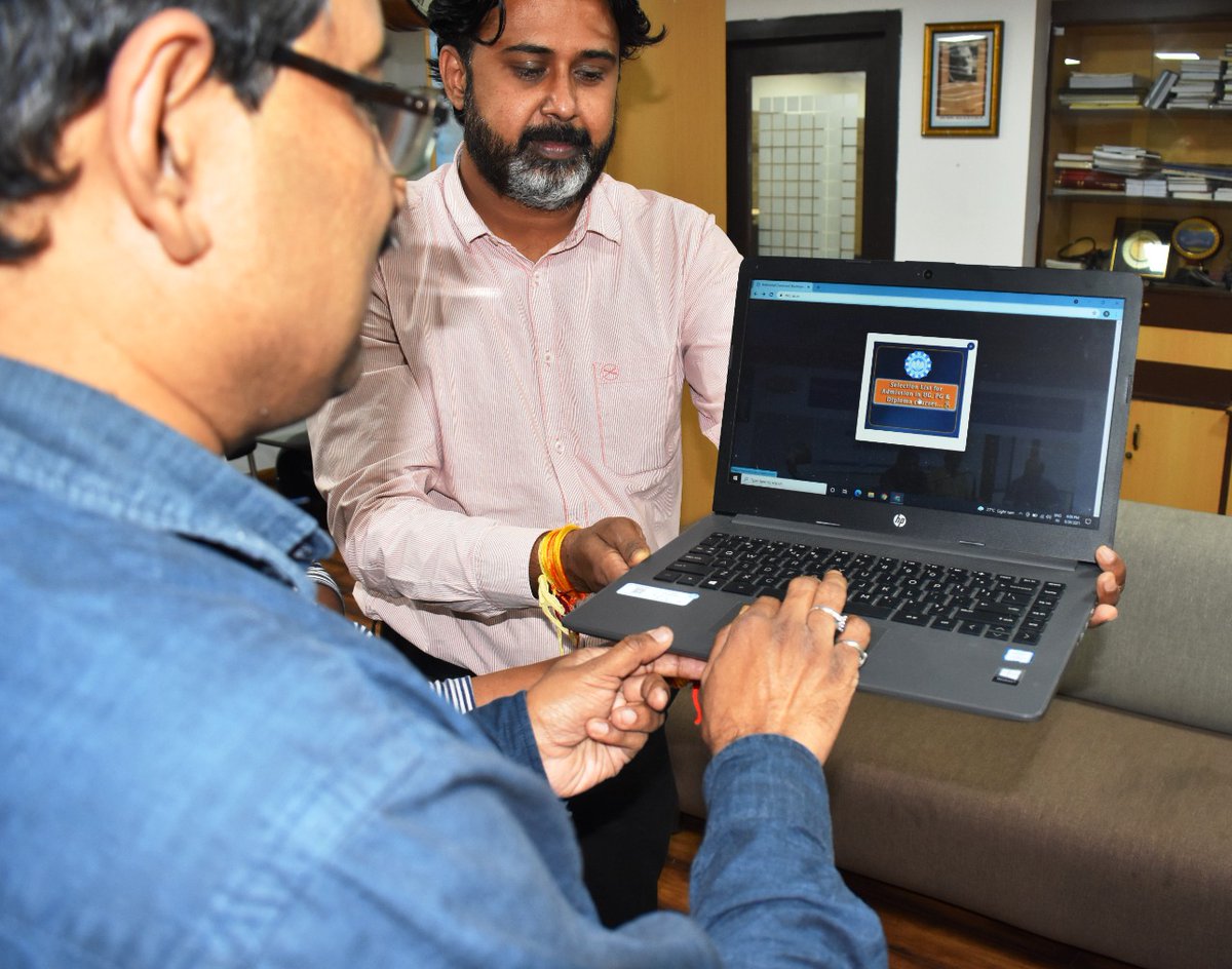 kg_suresh's tweet image. &amp;amp; 1st list of students selected on merit for admission to Asia&apos;s first Journalism university @mcu_bhopal for new Academic session is out... Congrats. More lists on the anvil 🎉
@MCU_Khandwa @mcu_datia @McuRewa @JansamparkMP @highereduminmp @EduMinOfIndia @bsm_bharat @OfficeofSSC