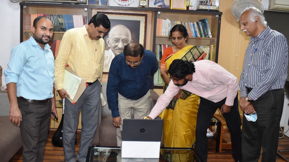 kg_suresh's tweet image. &amp;amp; 1st list of students selected on merit for admission to Asia&apos;s first Journalism university @mcu_bhopal for new Academic session is out... Congrats. More lists on the anvil 🎉
@MCU_Khandwa @mcu_datia @McuRewa @JansamparkMP @highereduminmp @EduMinOfIndia @bsm_bharat @OfficeofSSC