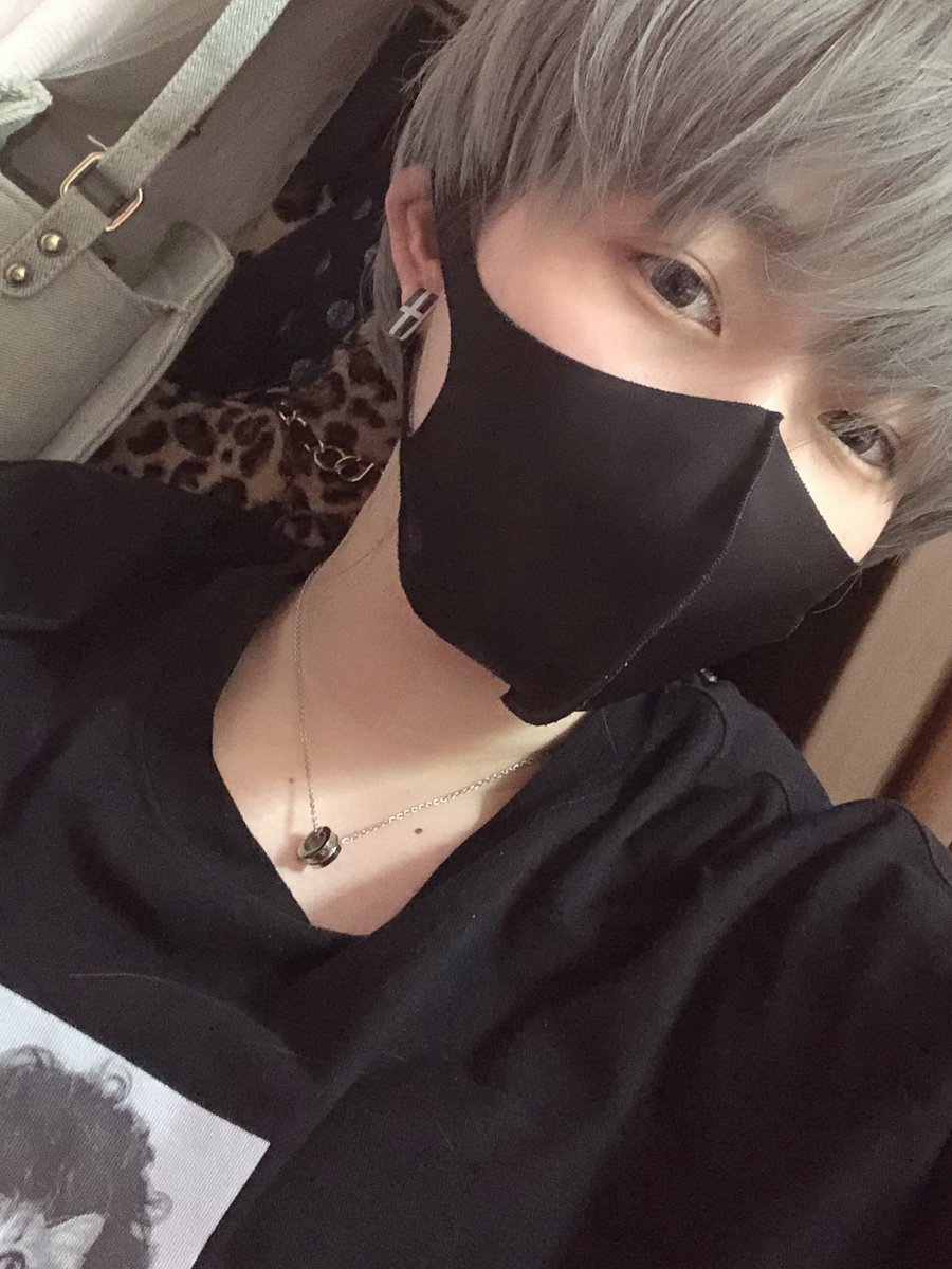 hayu_net's tweet photo. 久しぶりの男装 https://t.co/UhddF7iosv
