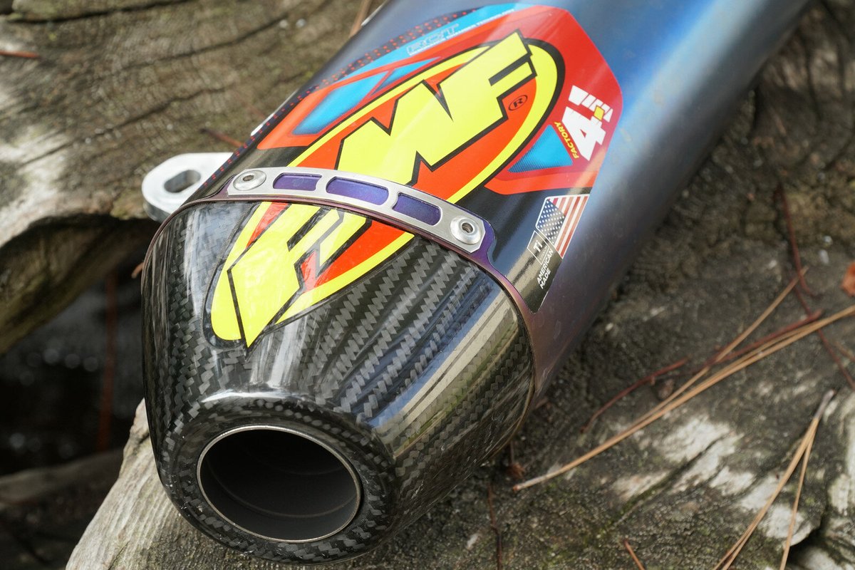 How to Properly Repack Your 4 Stroke Muffler (video) thmp.tk/3kuIWkP #dirtbike #dirtbikes #mx #moto #motocross #enduro #hareandhound #gncc #endurocross #dualsport #supermoto #braap