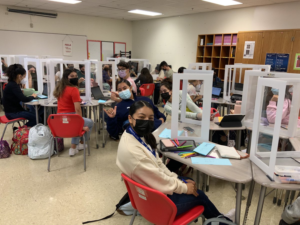 McAllenISDCTE's tweet photo. Students in Ms Mancha’s Child Development class at @McAllenMemorial are enjoying participating in team building activities #DistrictOfChampions https://t.co/UA1NCdzMwY