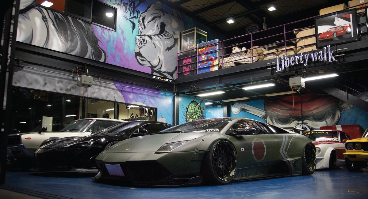 lbworksofficial's tweet photo. What's in your garage? #murcielago #lamborghinimurcielago #lambomurcielago #murcielagos #murcielagosv #murcielagoroadster #mancave #mancaves #customgarages #cargarage #cargarages #murcielagolp640 #murcielagolp670 #murcielagorsv #garagegoals #mancavestuff #mancavegarage https://t.co/21iJGuNUS5