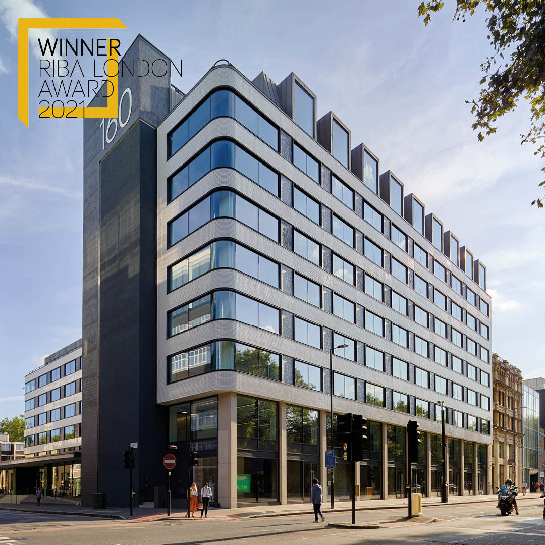 📢 Announcement! We are delighted to announce the winners of the RIBA London Awards 2021 🏆 #RIBAAward
2021 RIBA London winner: 160 Old Street by <a href="/Orms_Architects/">Orms Architects</a>🏆
📷: Timothy Soar