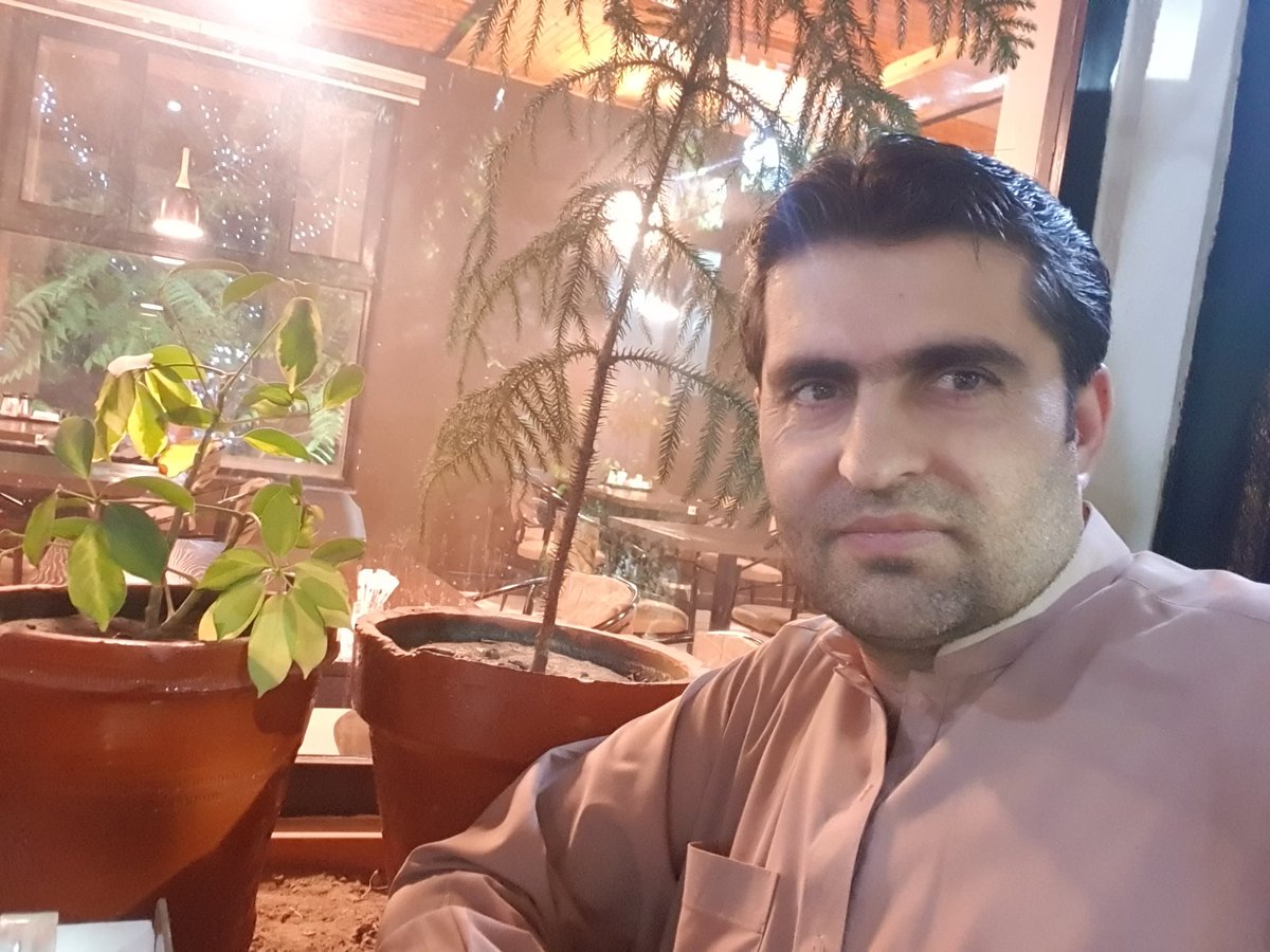 nneakmal's tweet photo. نن يې بيا د ليونو پايلې اعلان کړې 
خو دا ستا نيکمل يې واړو کې اول کړ https://t.co/thK3B3ItZ8