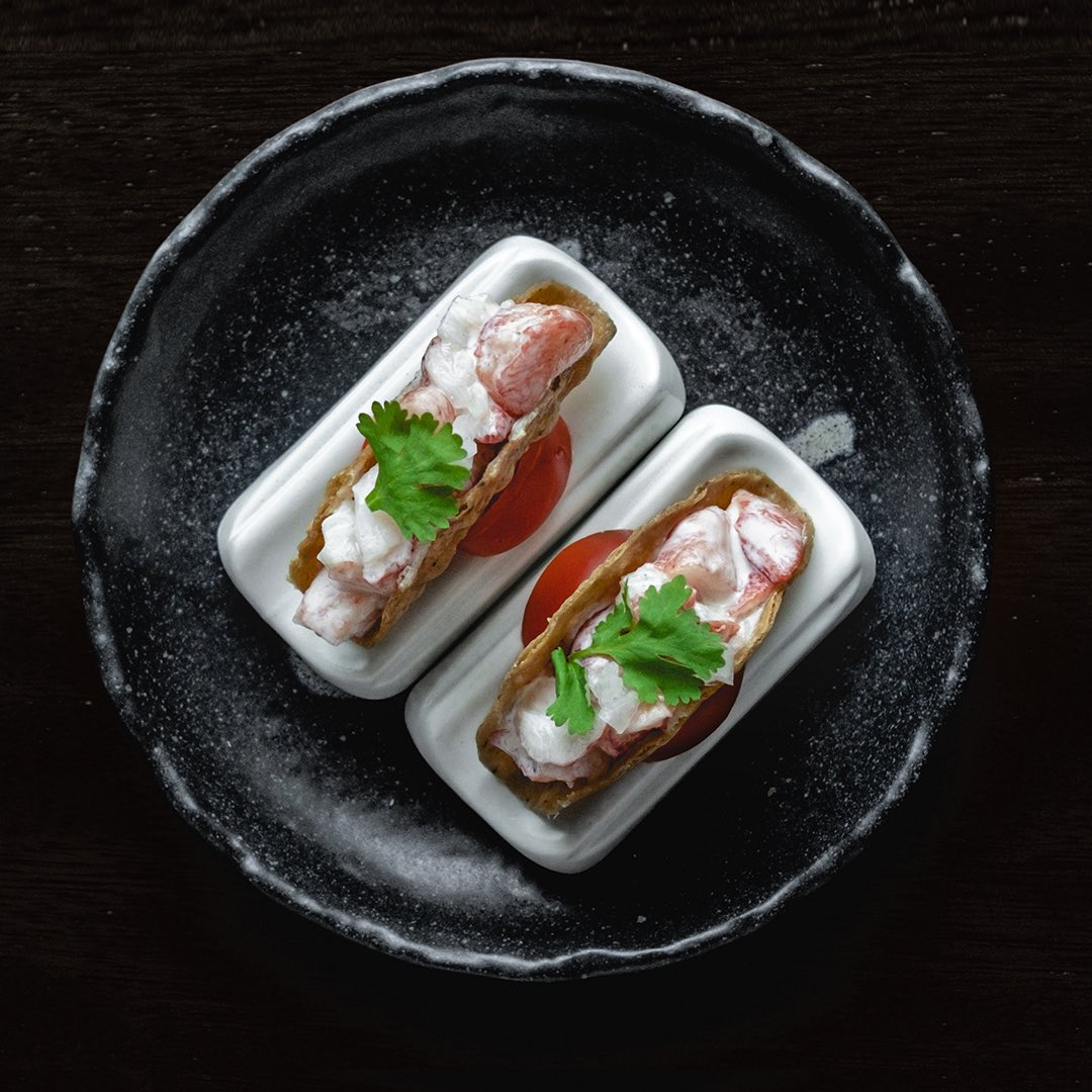 استمتع بتجربة تناول تاكو نوبو استكوزا!

Get a taste of our Nobu Lobster tacos!

#Nobu #NobuRiyadh #NobuRestaurants #Japanese #SaudiArabia #Riyadh #FineDining #RiyadhLife
#نوبو #نوبو_الرياض #السعودية #الرياض #مطاعم_الرياض
#السعودية_الرياض