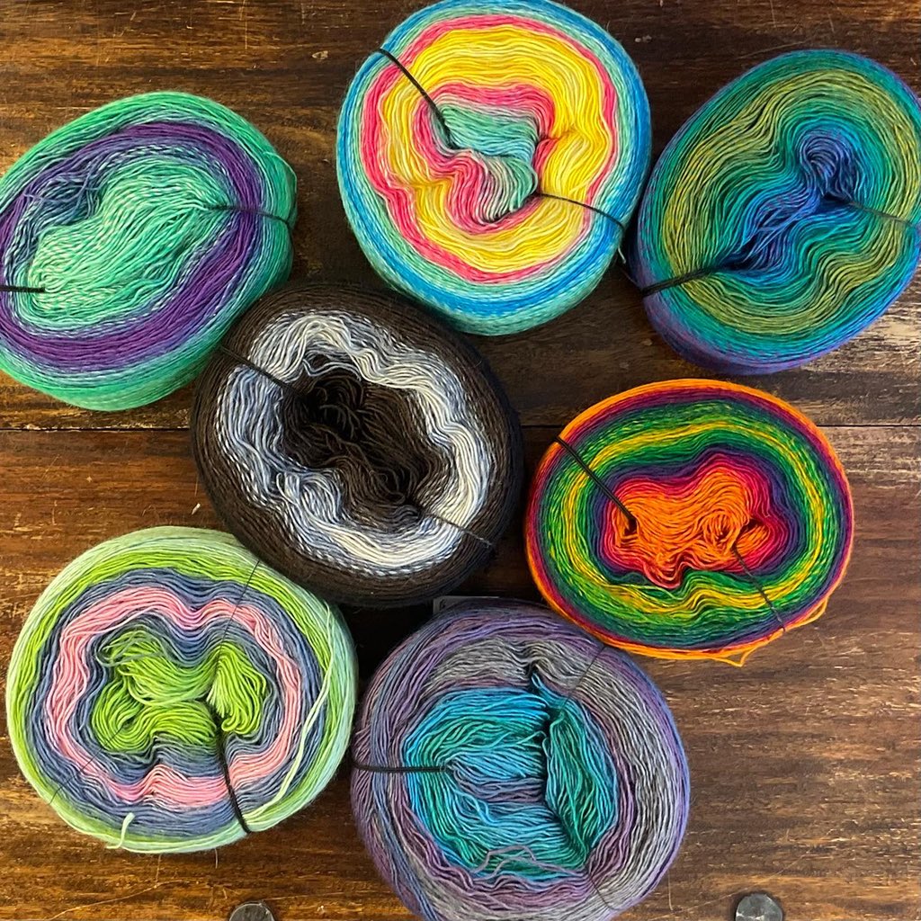 thewoollybrew's tweet photo. Unpacked a big delivery from Schoppel Wolle today so there will be lots of colour-tastic photos over next few days!

First up… giant sticks of rock! 😆 aka Zauber Flower.

https://t.co/KEMqt1Yw59 https://t.co/1cOXWJh6W3