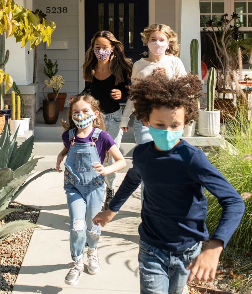 CreativeUnionD's tweet image. 10 Back To School Face Masks Kids Will Love creativeuniondesign.com/blog/10-school…