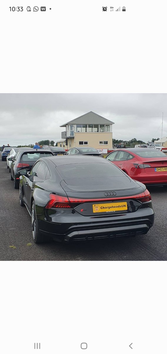 Chargeheads's tweet image. Part 2 EV Only Track day includes a Tesla powered Porsche Boxster and modified VW ID3 🤓⚡👍
Link in BIO 
#EVCONVERSION 
#teslaswap 
#modifiedEV