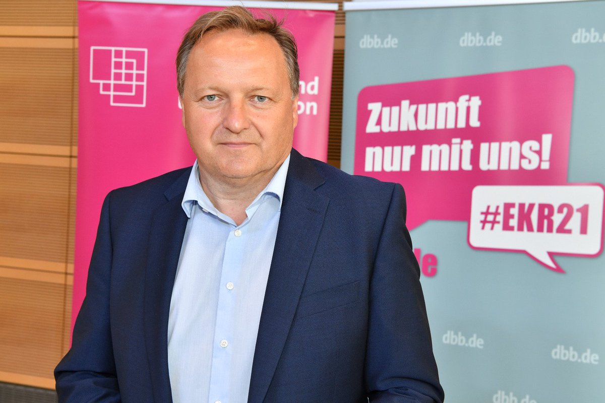 boehmju's tweet photo. #BildungNurMitUns #EKR21 #BildungReal https://t.co/W05ngA0Rgu