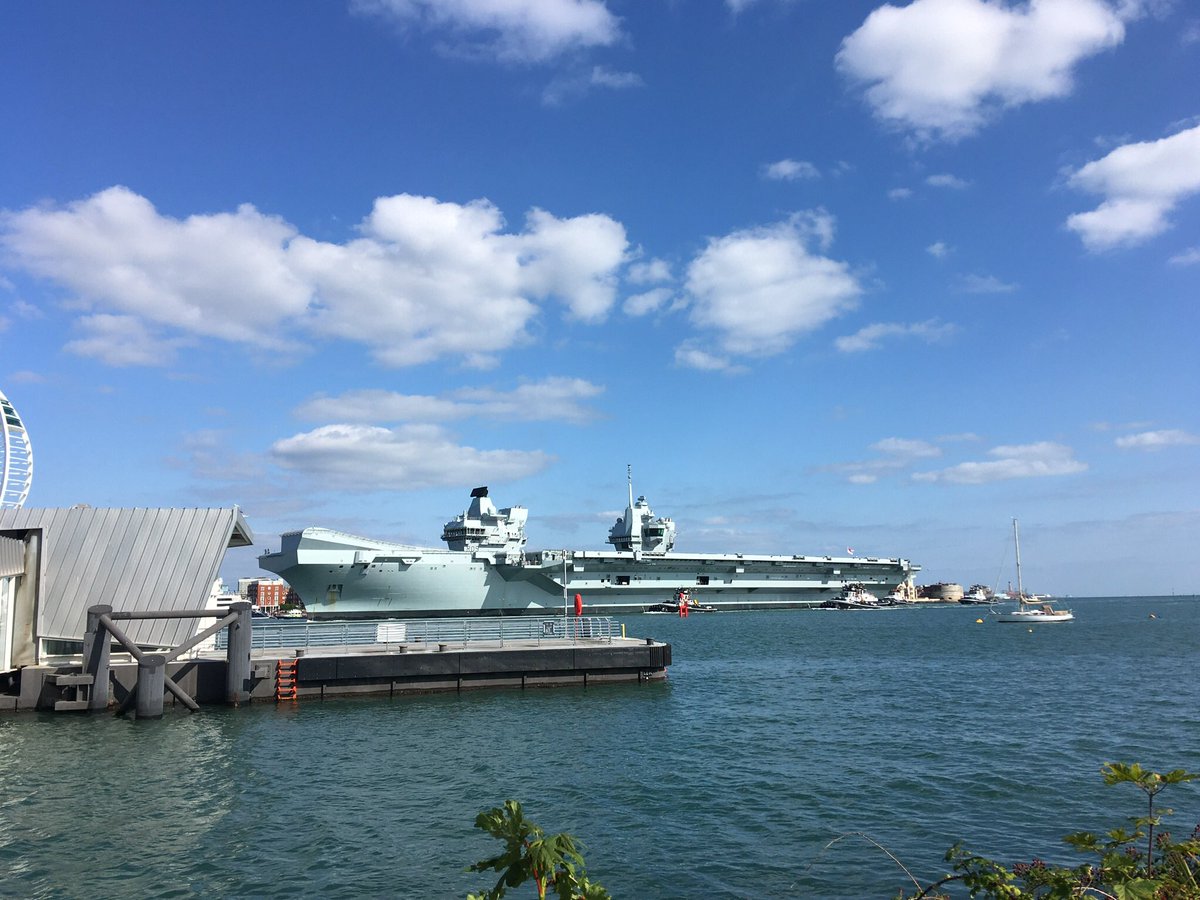 @Jacob_The_Pilot @HMSPWLS @RoyalNavy @RAFBF @AdmTonyRadakin @pn_tomcotterill @WO1MickTurnbull @RNinScotland @WOCarlSteedman @HQRAFSport @RAFSportsFed @RAFMountaineer @raf_mrs Hey Jacob. Guess who I saw coming into Portsmouth harbour earlier!