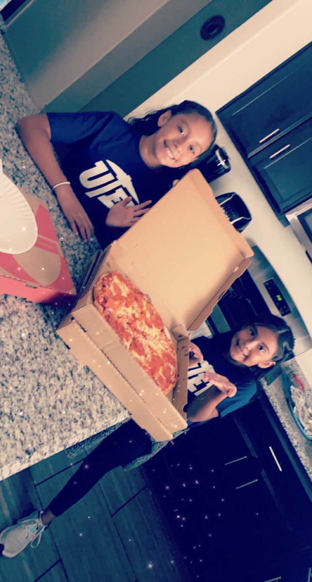 Peter Piper Fundraiser tonight means NO Cooking for me tonight. Supporting our school 🧡💚. #togetherweareone #cjelions