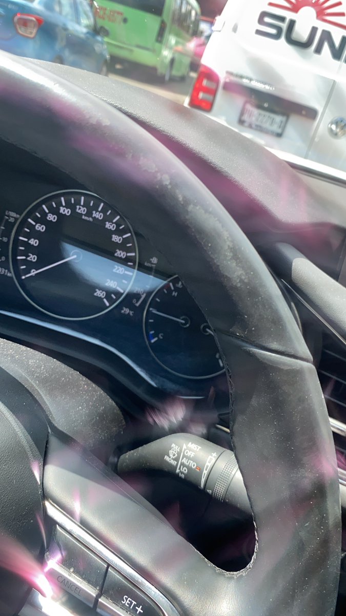 linux_ska's tweet image. Algo preocupante hace solo 4 meses que compre mi Mazda 3 2021 nuevo de la agencia es el segundo y no se que les esta pasado ahora @MazdaOficial
Que debo hacer? El volante defectuoso y un amortiguador 
Muy buena marca, pero un servicio que no esta apoyando