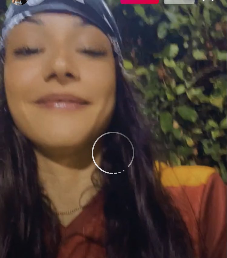 love__streaming's tweet photo. Non Rosa che non stacca ma mette in pausa! #Sololei #SièrottaDonnaRosa https://t.co/Xh8X9LnW35