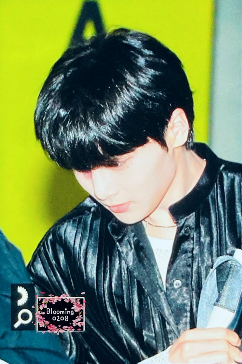 210827 뮤직뱅크 출근 #아이엔 
오늘도 짱멋지게 화이팅!!!💕💕💕
.
.
#스트레이키즈 #StrayKids #I_N #정인 #JeongIn