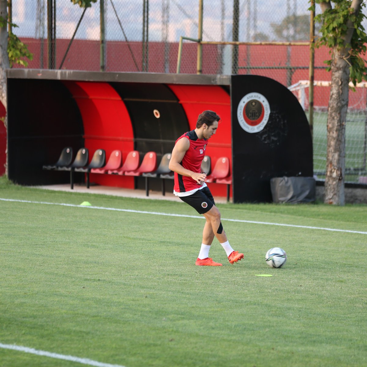 📸 Antrenmandan kareler...