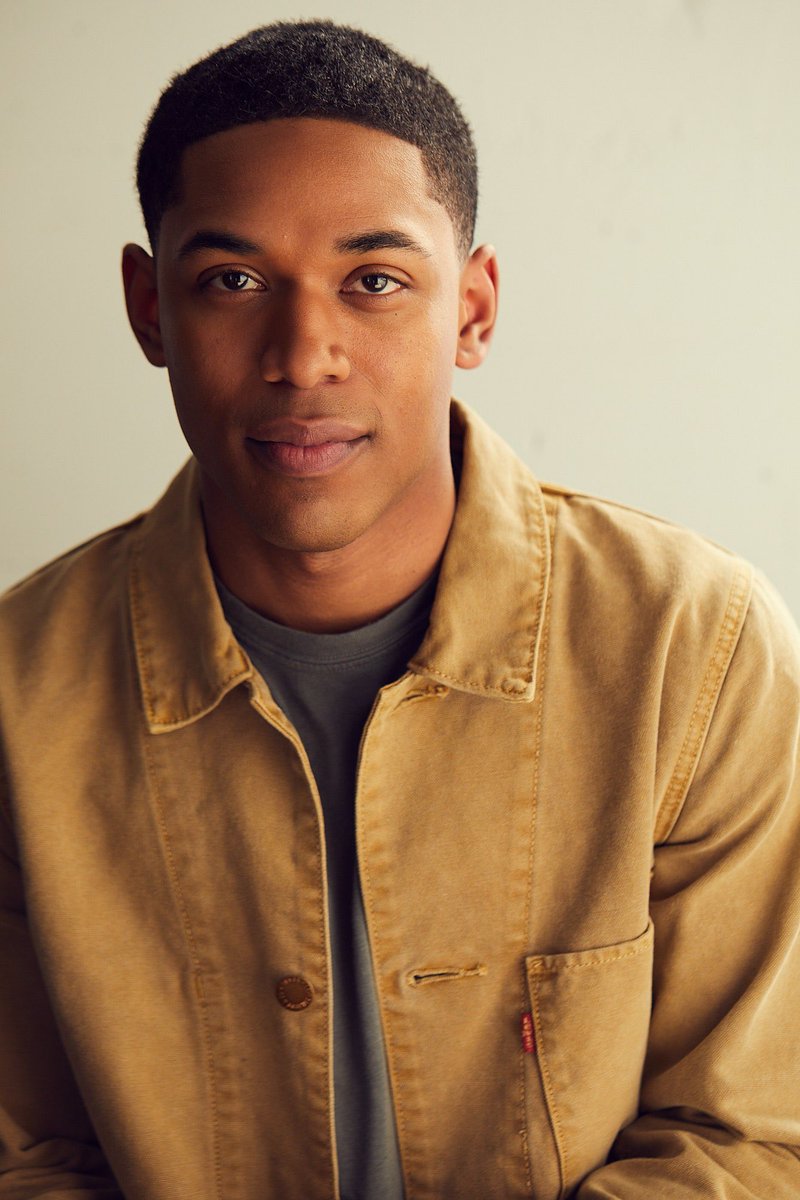 огбомон икпонмвоса келвин. келвин харрисон мл. келвин макмюррей. кельвин харрисон младший. харрисон младший.