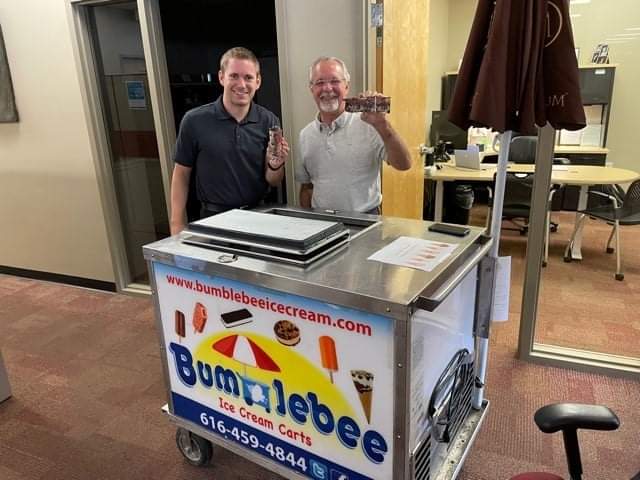 CustomProfile_'s tweet photo. Today we celebrated all of our COOL employees with ice cream treats on this HOT day! #icecreamday #CustomProfile https://t.co/qhCOu0qNUM