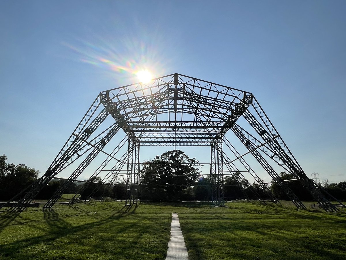 Anne Day tweet media