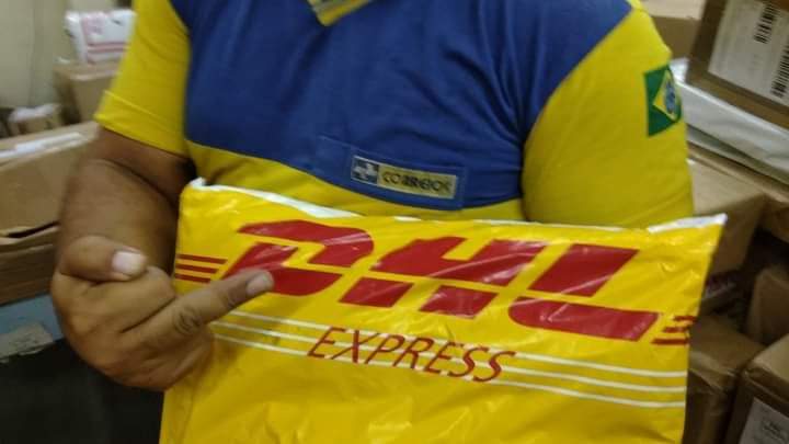 sintectsc's tweet photo. EMPRESAS CONCORRENTES UTILIZAM OS SERVIÇOS DOS CORREIOS - Além da falta de capacidade logística das concorrentes, o valor cobrado pelo frete só é possível porque estas empresas estão utilizando os serviços de entregas dos Correios. 

#FENTECT 
#CUTSC
#SINTECTSC https://t.co/ILlcYFiuLu