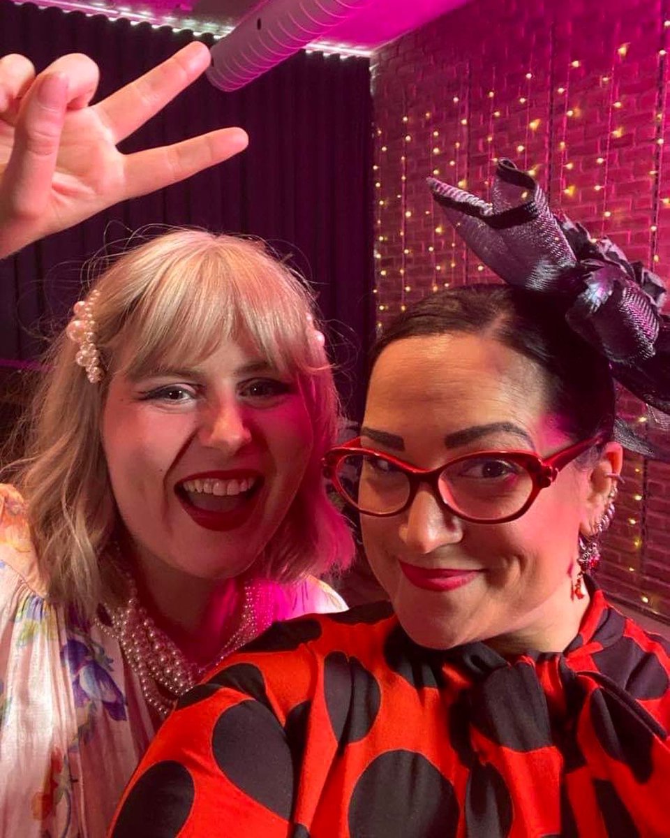 OperaQueens's tweet photo. Filming week at long last for @OperaQueens MTL! 🎥👑🎶 @MarchandDr & @soyacraig are hittin’ the funny bone in Händel’s snarky Agrippina!
Grateful to the support of @CanadaCouncil | @Conseilartscan, #ScratchTakes, & @kinexperience for making us look & sound like Queens! 😘🌈🎶 https://t.co/Q0uJ1B9Bkh