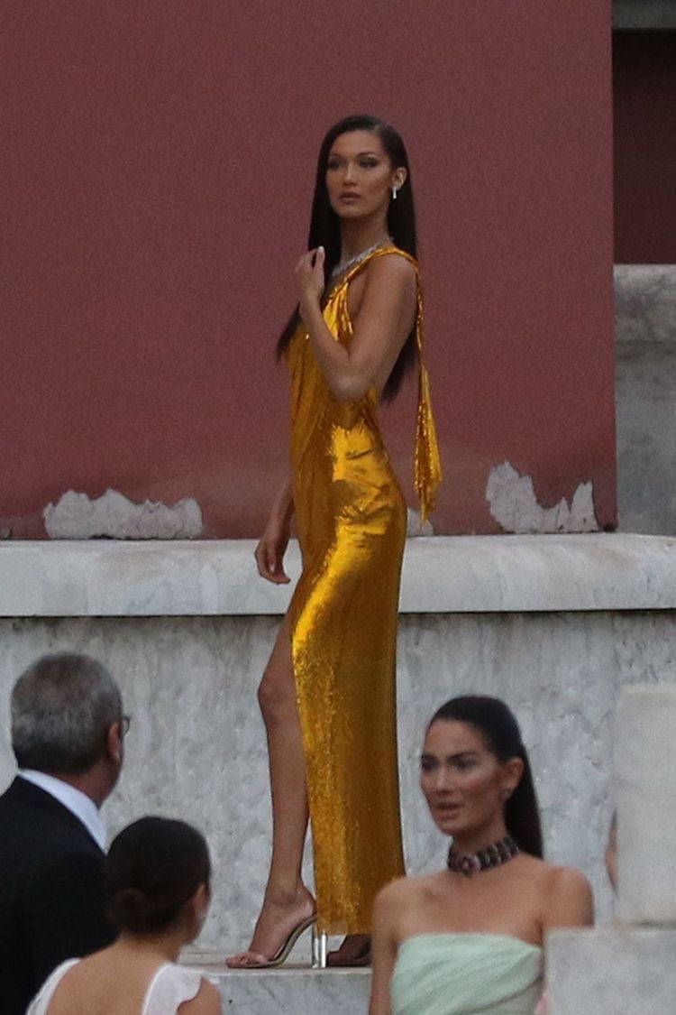 Dress Bella Hadid Gold Necklace Bella Hadid Is As Radiant As The Cannes Sun In A Dress Bella Hadid Gold Necklace Bella Hadid Is As Radiant As The Cannes Sun In A