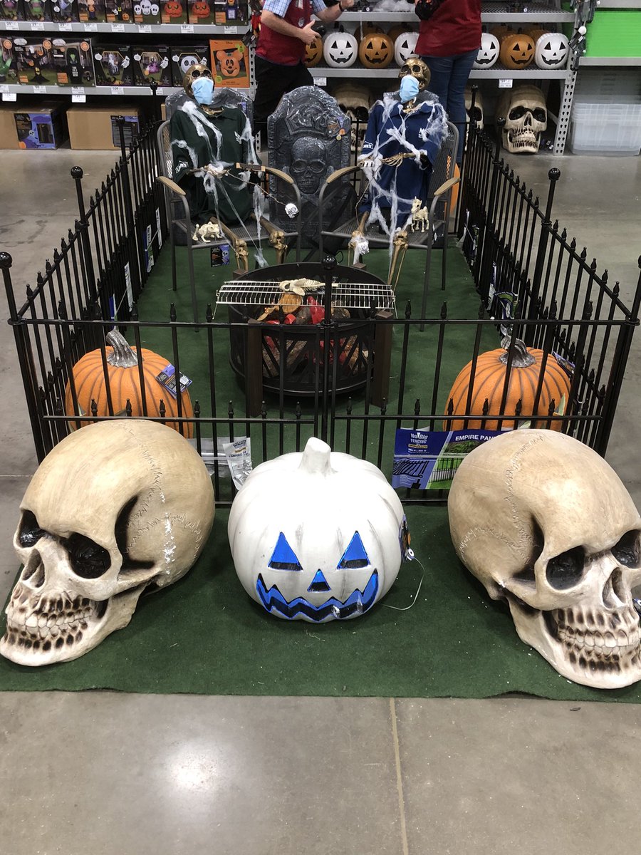District 819 getting creative (and a little disturbing) while setting Halloween! <a href="/XConnollyJr/">Tim Connolly</a> <a href="/ShawnMcpherson/">Shawn McPherson</a>