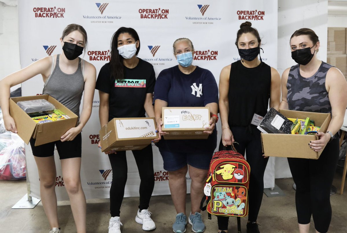 VOAgny's tweet photo. As the final backpacks &amp; school supply kits are picked up, on their way to children in need, we want to recognize the #volunteers who help make it all possible incl. those from @OscarHealth, Select Equity Group and Cerberus! #OperationBackpackNYC #backtoschool #homelessness https://t.co/33cs9ZFx7h