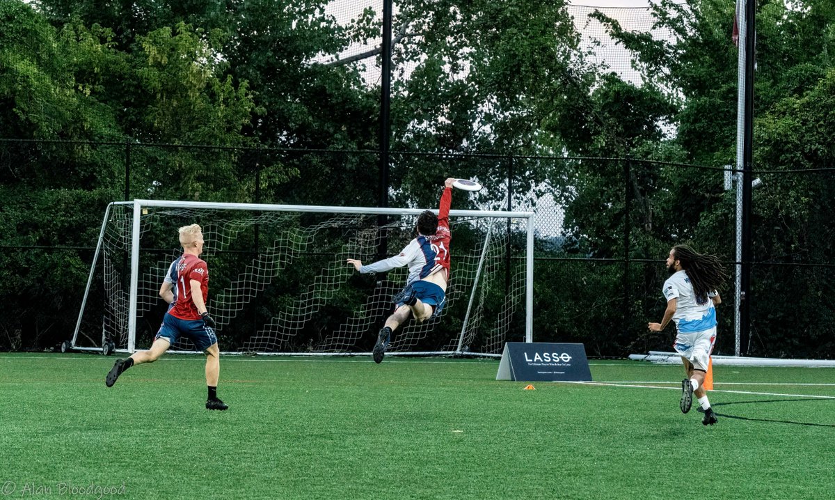 .@theAUDL Throwaround: Playoffs Nearly Set, DC and ATL Survive Double OTs, Montreal Clinches Canada Cup Final Spot -> ultiworld.com/2021/08/26/aud… [Pres. by @viiapparelco] (Photo: AUDL)