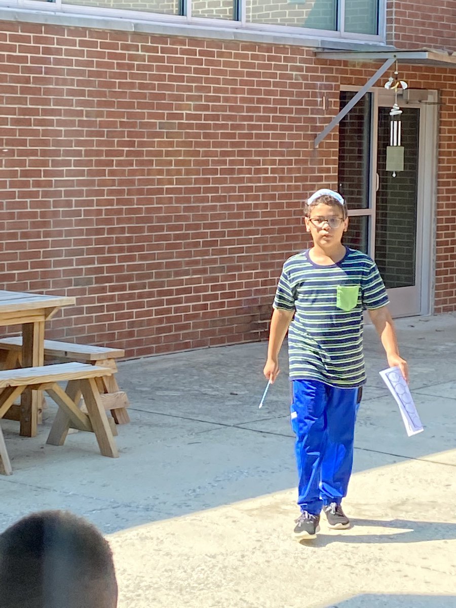 dasdweigelstown's tweet photo. Outside learning today at WE! https://t.co/E8sPolq58H