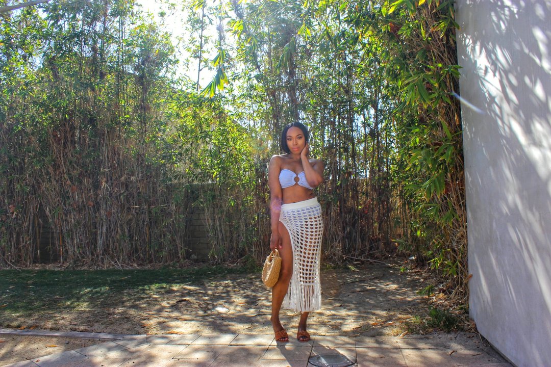 AshleyJeter_'s tweet photo. God grant me the Serenity to accept the things I cannot change. the courage to change the things I can, and the wisdom to know the difference. #paradise 

#islandvacation #islandvibes #islanddestination #blacktravel #travelbucketlist #travels #travelandfashion #blacktravels https://t.co/dPH59bA5db