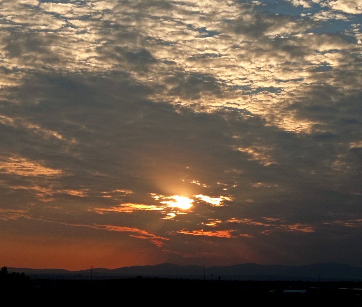 #ComparteTuAtardecer #Madrid
#BuenasNoches
#SunsetPhotography #Sunset