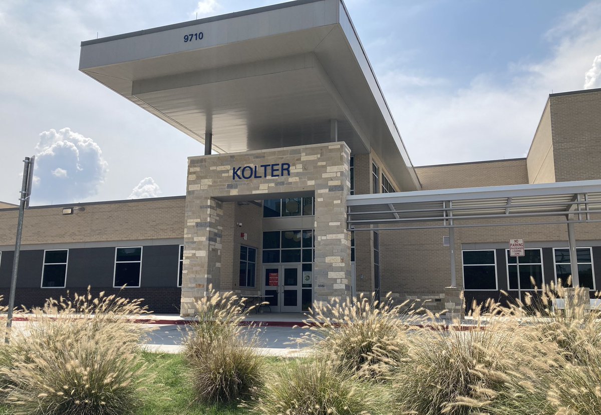 I’m still in awe of the beautifully rebuilt Harvey schools. <a href="/kolterelem/">Kolter Elementary</a> is amazing! <a href="/jmdickins/">Julie Dickinson</a> <a href="/hisd_facilities/">HISD Facilities</a> <a href="/HoustonISD/">Houston ISD</a>