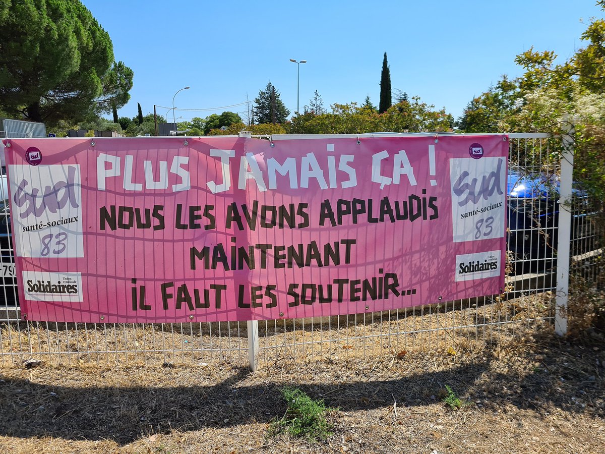 EPLibertes's tweet image. Publication du rapport d&apos;@UniofOxford @TheLancet 
Les hospitaliers au #Vietnam vaccinés qui ont contracté le #variantDelta ont 1 charge virale 251 fois supérieure que les non vaccinés.
⚠️Les vaccinés sont de SUPER PROPAGATEURS ⚠️
STOP AU #PassSanitaire 
#EnsemblepourLesLibertes