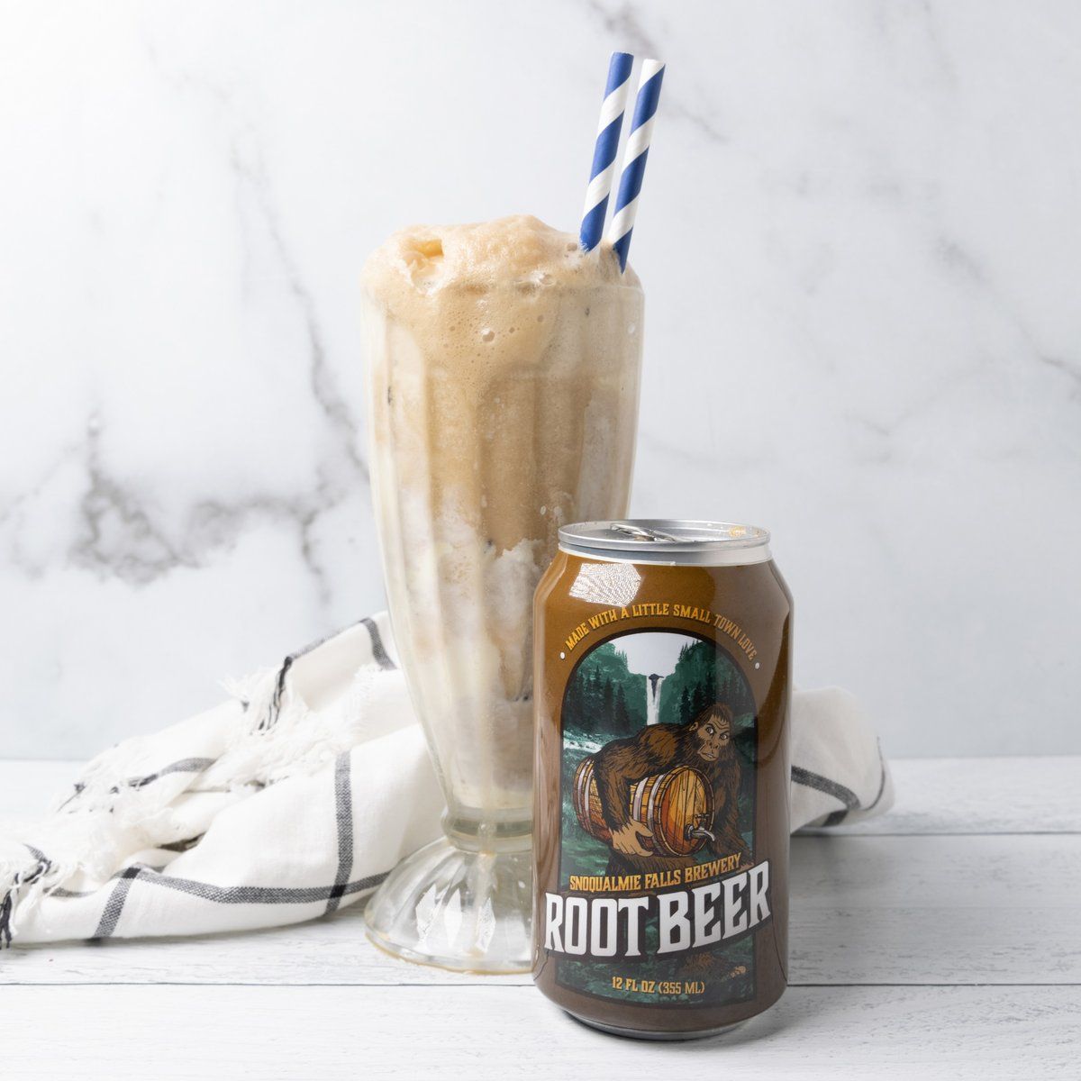 savorseattle's tweet photo. Here's a sneak peek at what you can enjoy next month with our Iconic Market Box! We're doing a Make-At-Home Pizza Party at home with root beer and cupcakes! Who's hungry?? 🍕 #seattleeats #seattlefoodscene #seattlepizza #makeathomepizza #pizzaparty
https://t.co/msI3sWYrmk https://t.co/me8zg92qSm