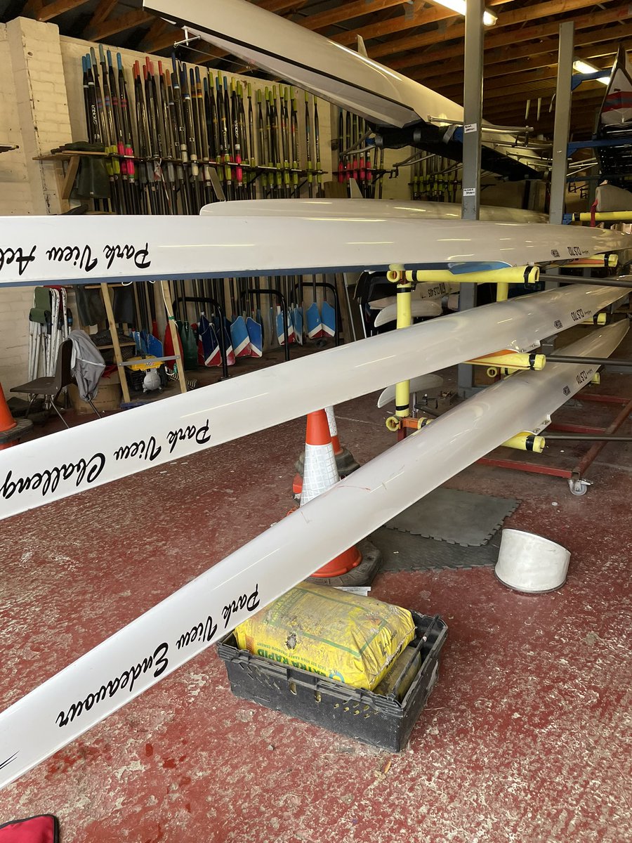 anna_louisa0181's tweet photo. What a week but out of office in on! Shame videos don’t count for #AHPsActive I’ve got a proper resting tremor in my arm but no close encounters with the bushes or the trees 😂😂😂 #weakarms #rowing  #beginner #WeActiveChallenge https://t.co/Kbl3feBRcL