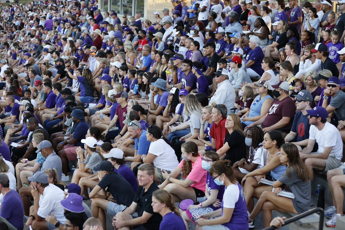 TCUSoccer's tweet photo. Still thinking about that crowd last week… Can’t wait to see y’all again on Sunday 😁 

#GoFrogs | #FrogFam https://t.co/9HVjjvA0Uk