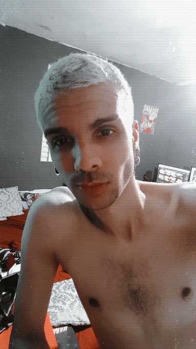 Jujuba e Finn... quem ser&aacute; a marceline que vai fechar esse trisal? https://t.co/lB7tW1foBq<a href="/tag/emochallenge"class="tags"><span>#emochallenge</span></a>