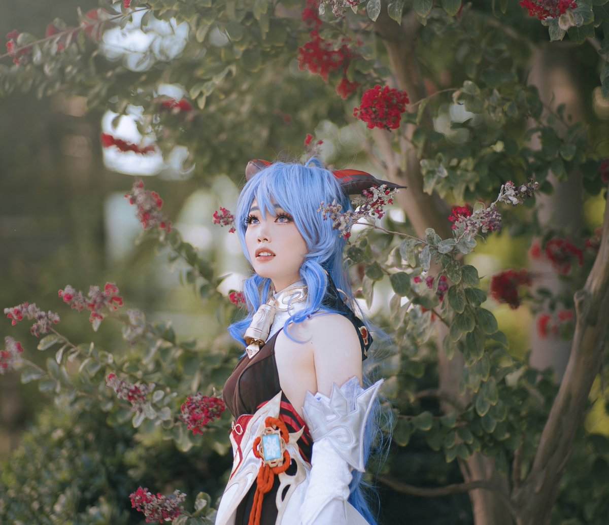 A wild coco goat appeared! 
📸: <a href="/Lostdumplings/">Lost Dumplings</a> 
#GenshinImpact